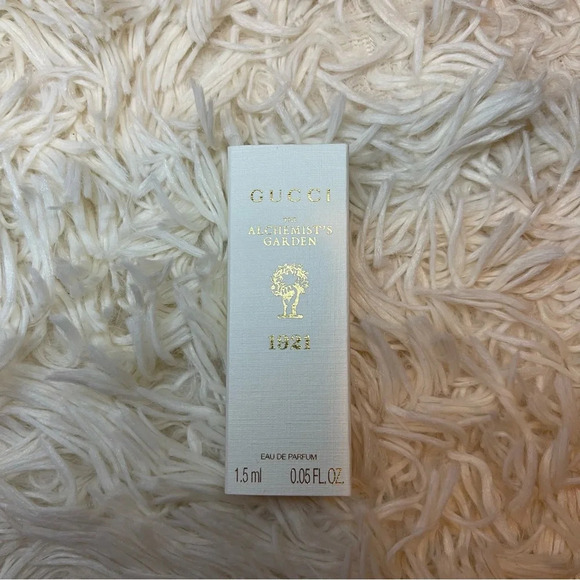 Gucci The Alchemist's Garden 1921 Eau De Parfum 1.5ml/0.05oz Sample - Picture 2 of 5